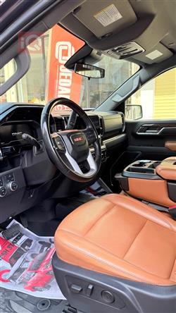 GMC Sierra